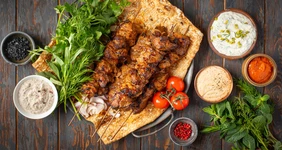 Вкусы мира: рецепты соусов к&nbsp;шашлыку для&nbsp;тех, кому не только кетчуп подавай