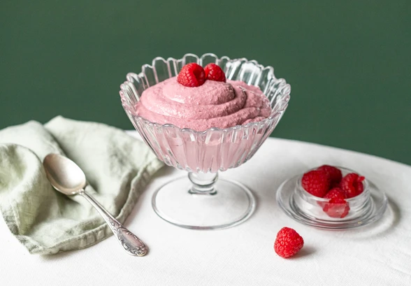 Рецепт «Мусс из&nbsp;малины с&nbsp;тофу»