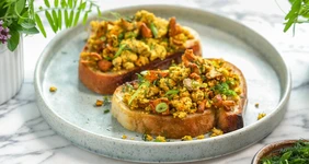 Омлет из&nbsp;тофу с&nbsp;лисичками