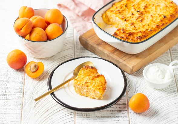 Рецепт «Творожная запеканка с&nbsp;морковью и&nbsp;персиком»