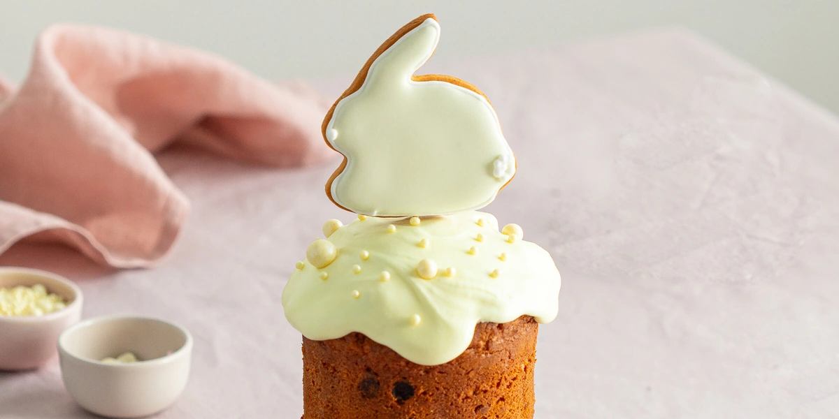 Как украсить кулич: 7 трендовых идей для&nbsp;декора