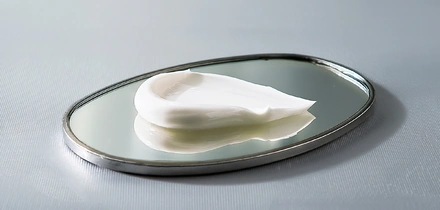 Спикулы: всё, что нужно знать о&nbsp;косметике с&nbsp;микроиглами