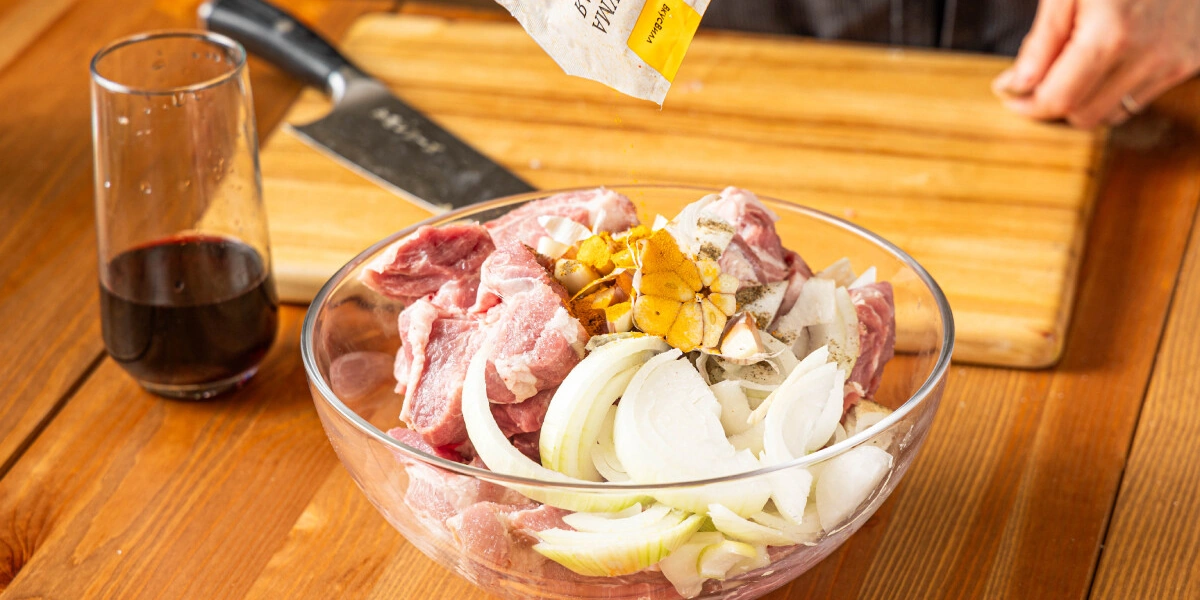 Какой шашлык самый вкусный? Готовим по&nbsp;самым популярным рецептам и&nbsp;выбираем