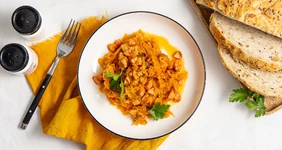 Солянка с&nbsp;капустой