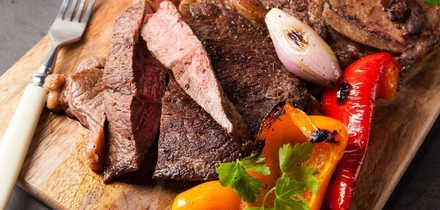 Стейки и&nbsp;шашлыки: где купить и&nbsp;как приготовить вкусное мясо на&nbsp;гриле? 