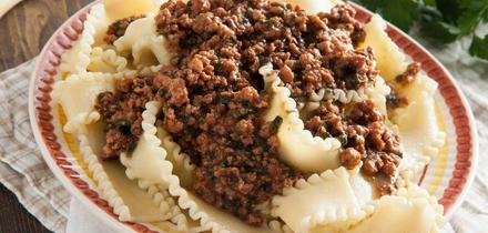 С макарошками и&nbsp;с&nbsp;пюрешкой: 10 рецептов для&nbsp;семейного обеда