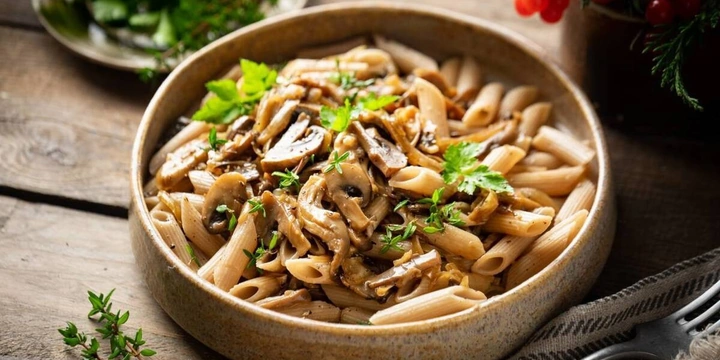 С макарошками и&nbsp;с&nbsp;пюрешкой: 10 рецептов для&nbsp;семейного обеда