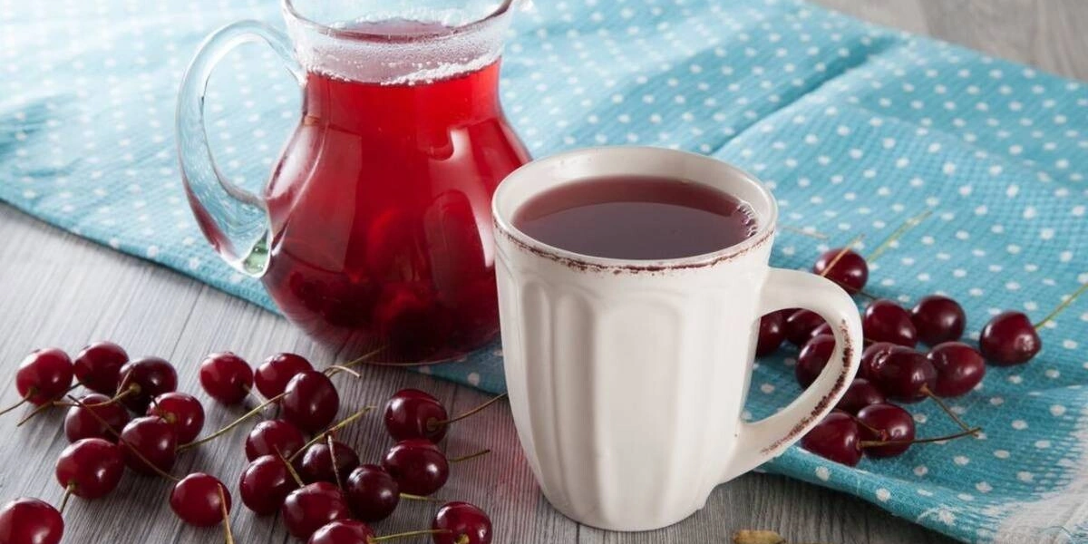 Домашний лимонад, ягодный смузи и&nbsp;кофе со льдом: рецепты холодных напитков