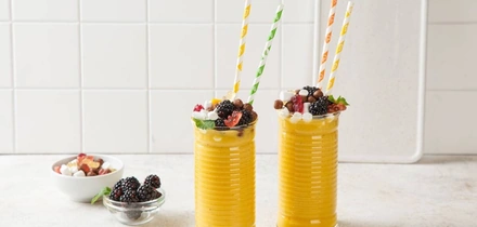 Домашний лимонад, ягодный смузи и&nbsp;кофе со льдом: рецепты холодных напитков