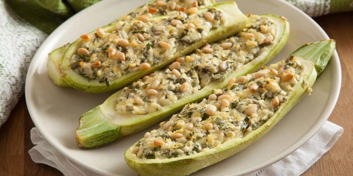 От горячего до&nbsp;десерта: 10 рецептов из&nbsp;творога, которые не займут много времени