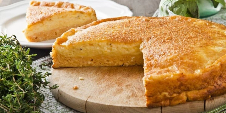 От горячего до&nbsp;десерта: 10 рецептов из&nbsp;творога, которые не займут много времени