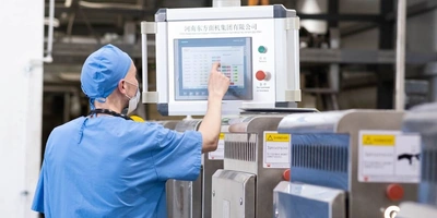 В «Объединении «Союзпищпром» установлены две линии по&nbsp;производству лапши. Производительность каждой — 55-60 тонн в&nbsp;сутки. В&nbsp;сутки цех может выдавать порядка&nbsp;120 тонн готовой продукции