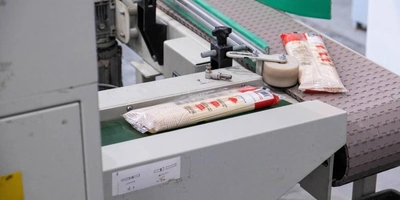 За счёт своей пористой структуры она отлично впитывает в&nbsp;себя аромат приправ и&nbsp;соусов