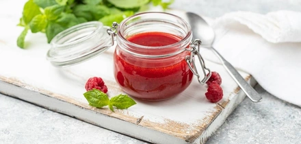 Чем полезна малина, когда её можно детям и&nbsp;что с&nbsp;аллергией