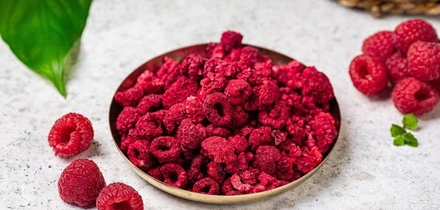 Чем полезна малина, когда её можно детям и&nbsp;что с&nbsp;аллергией