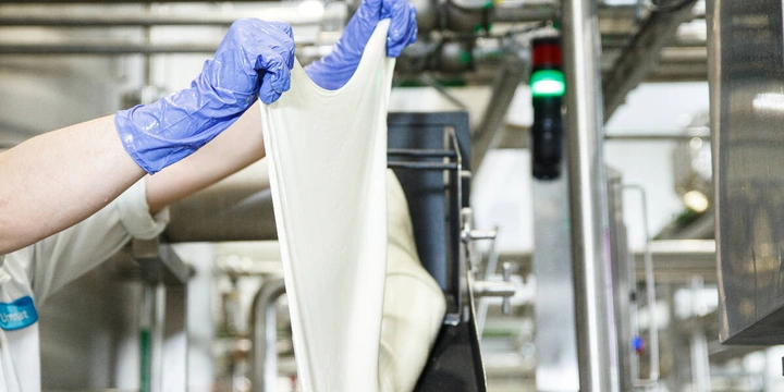 Как рождаются сыры: производство, составы и&nbsp;уникальные сорта