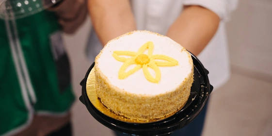 Ваши торты на&nbsp;наших полках: как ВкусВилл сделал десерты по&nbsp;семейным рецептам покупателей