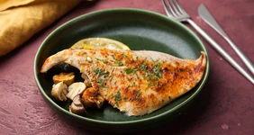 Морской лещ с&nbsp;апельсинами и&nbsp;шампиньонами