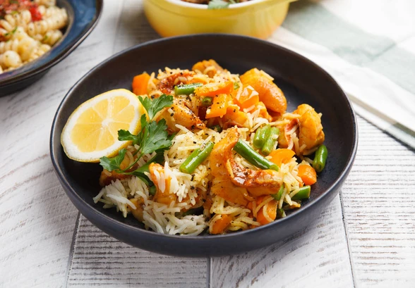 Рецепт «Рис с&nbsp;морским окунем и&nbsp;овощами»