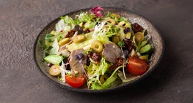 Салат из&nbsp;индейки с&nbsp;апельсиновой заправкой