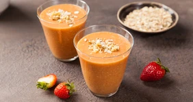 Смузи манго-клубника