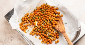 Хрустящий нут со специями