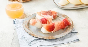 Прошутто мелоне