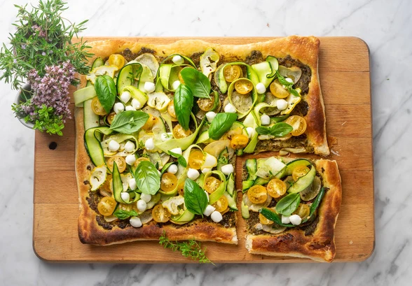 Рецепт «Летняя пицца с&nbsp;песто»