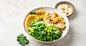 Боул с&nbsp;тыквенным хумусом