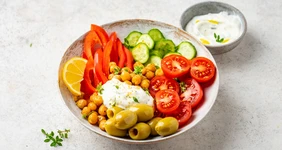 Боул греческий с&nbsp;нутом