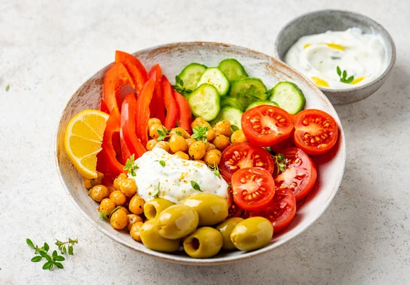 Рецепт «Боул греческий с&nbsp;нутом»