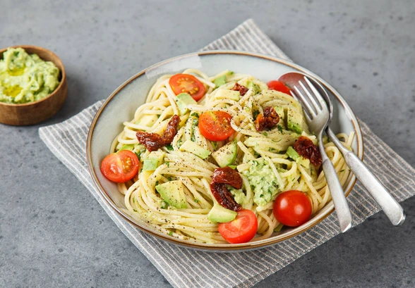 Рецепт «Спагетти с&nbsp;авокадо»