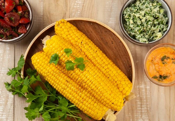 Рецепт «Горячая кукуруза с&nbsp;тремя соусами»