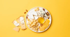 Как рождаются сыры: производство, составы и&nbsp;уникальные сорта