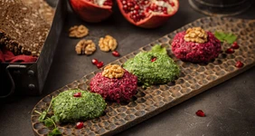 Пхали из&nbsp;свёклы по-грузински