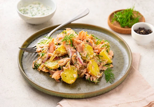 Рецепт «Салат с&nbsp;горбушей и&nbsp;беби-картофелем»