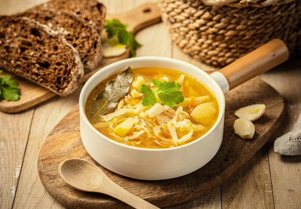 Рецепт «Классические постные щи со свежей капустой»