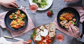 Когда красивое — вкусно: 14 простых рецептов для&nbsp;романтического ужина