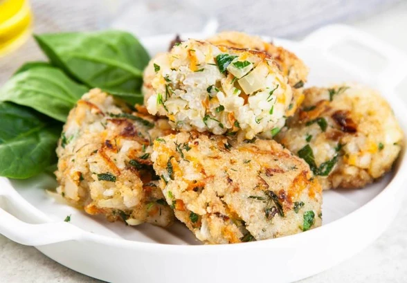 Рецепт «Рисовые котлеты с&nbsp;морковью и&nbsp;луком (рецепт на&nbsp;сковороде)»