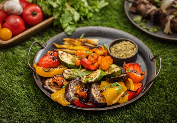 Рецепт «Овощи гриль с&nbsp;соусом песто»