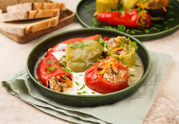 Рецепт «Фаршированные овощи с&nbsp;индейкой и&nbsp;рисом»