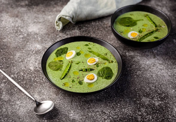 Рецепт «Крем-суп из&nbsp;шпината и&nbsp;картофеля»