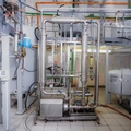 В отделении экстракции из&nbsp;растительного сырья извлекают необходимые вещества. Полученный экстракт откачивается из&nbsp;чана и&nbsp;фильтруется на&nbsp;микрофильтрационной установке «Водопад»
