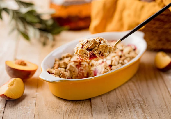 Рецепт «Крамбл с&nbsp;персиками»