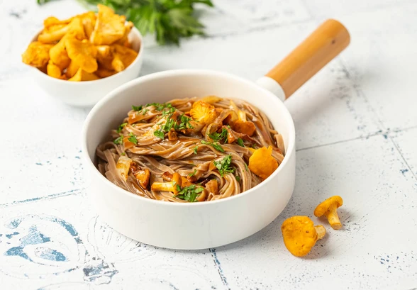 Рецепт «Соба с&nbsp;терияки и&nbsp;лисичками»