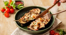 Простые рецепты из&nbsp;баклажанов: рататуй, лодочки, салат и&nbsp;не только