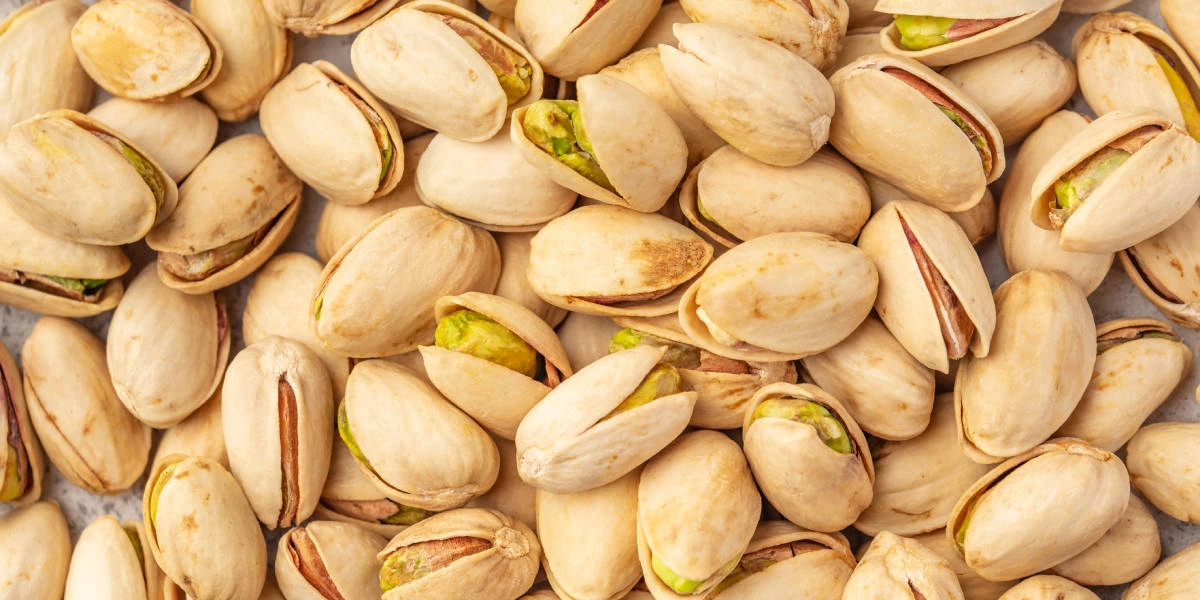 Польза и&nbsp;вред орехов: честно про&nbsp;калории и&nbsp;противопоказания