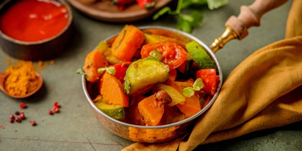 Из кабачков, картошки, с&nbsp;курицей и&nbsp;ещё 4 рецепта овощных рагу