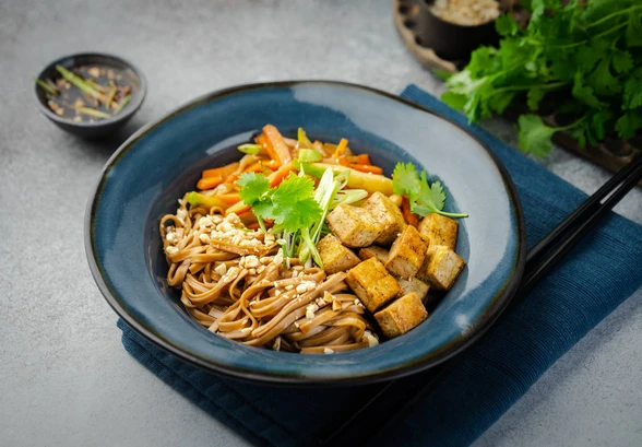 Рецепт «Гречневая лапша с&nbsp;тофу и&nbsp;овощами»