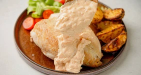 Горячий сметанный соус